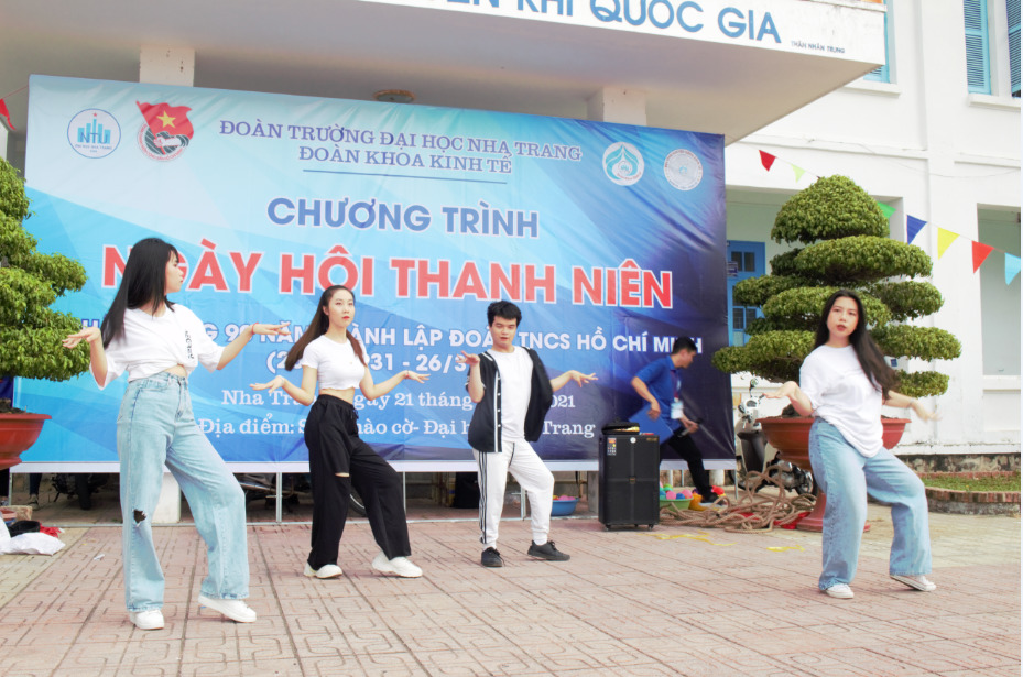 Ngày Hội Thanh niên Khoa Kinh tế 2021