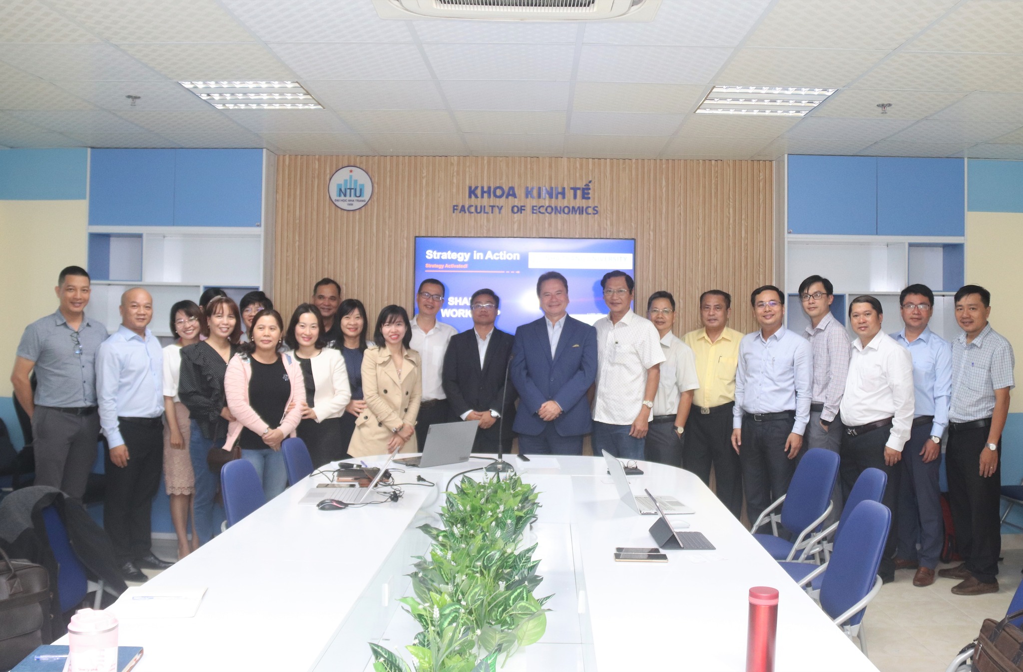 Seminar “Chiến lược để thực thi” 