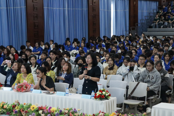 Hội nghị học tốt ngành Quản trị kinh doanh 2024: “TỰ TIN TỎA SÁNG VỚI THƯƠNG HIỆU CÁ NHÂN”