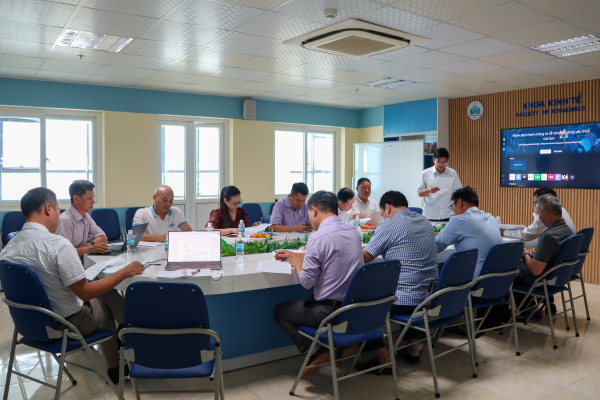 Seminar gắn kết học thuật với cộng đồng nghiên cứu chuyên sâu trong lĩnh vực quản trị tài chính doanh nghiệp