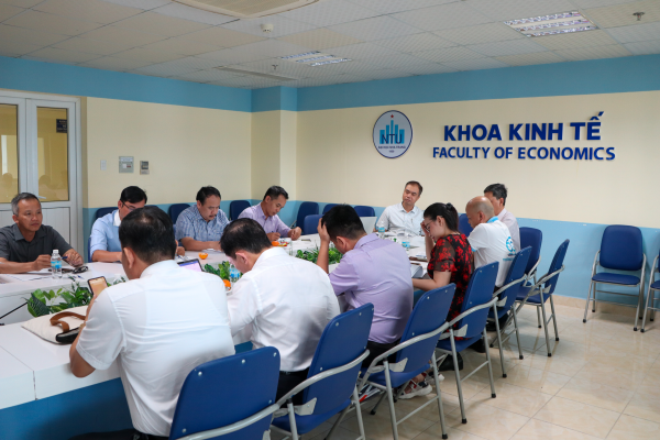 Seminar gắn kết học thuật với cộng đồng nghiên cứu chuyên sâu trong lĩnh vực quản trị tài chính doanh nghiệp
