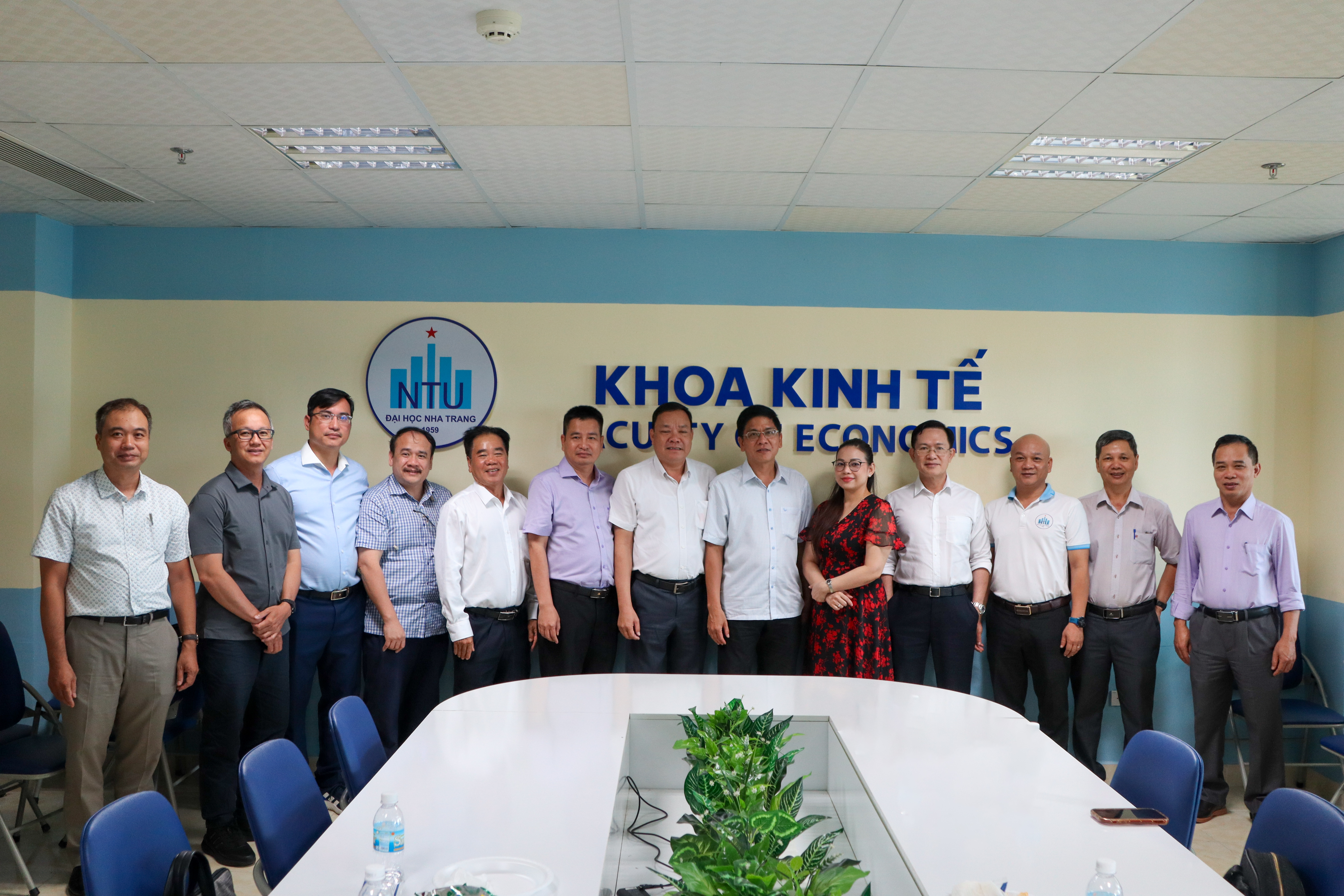 Seminar gắn kết học thuật với cộng đồng nghiên cứu chuyên sâu trong lĩnh vực quản trị tài chính doanh nghiệp